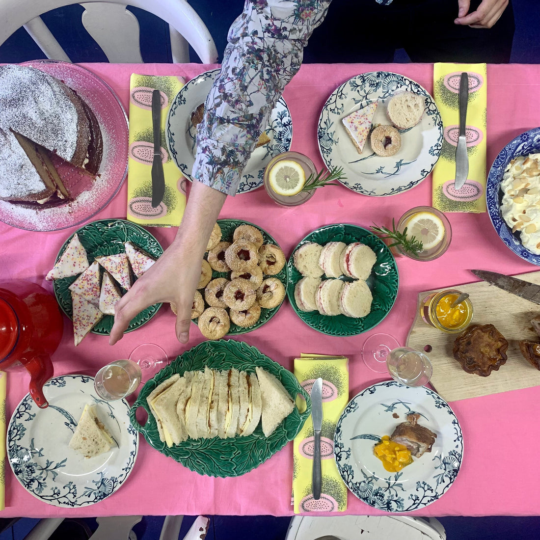 How to Put on a Summer Party with England Preserves: Simple & Stylish Recipes